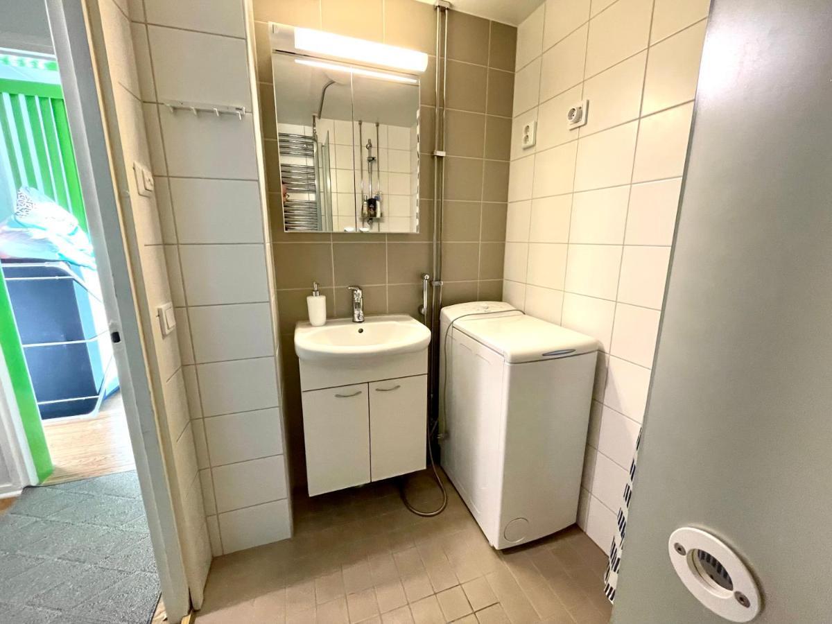 Апартаменты Kiva Majoitus 1-4Hloe, 500M Keskustaan, Parkkipaikka Оулу Экстерьер фото