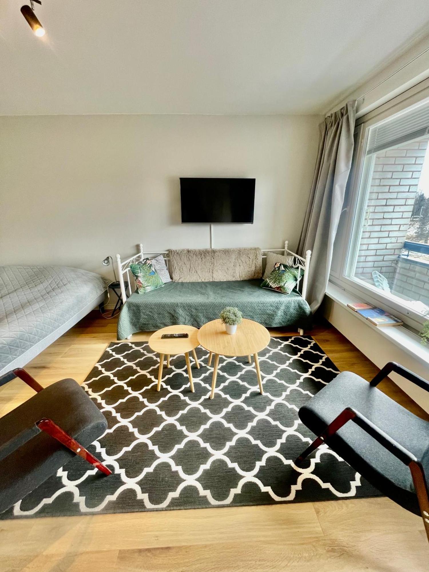 Апартаменты Kiva Majoitus 1-4Hloe, 500M Keskustaan, Parkkipaikka Оулу Экстерьер фото